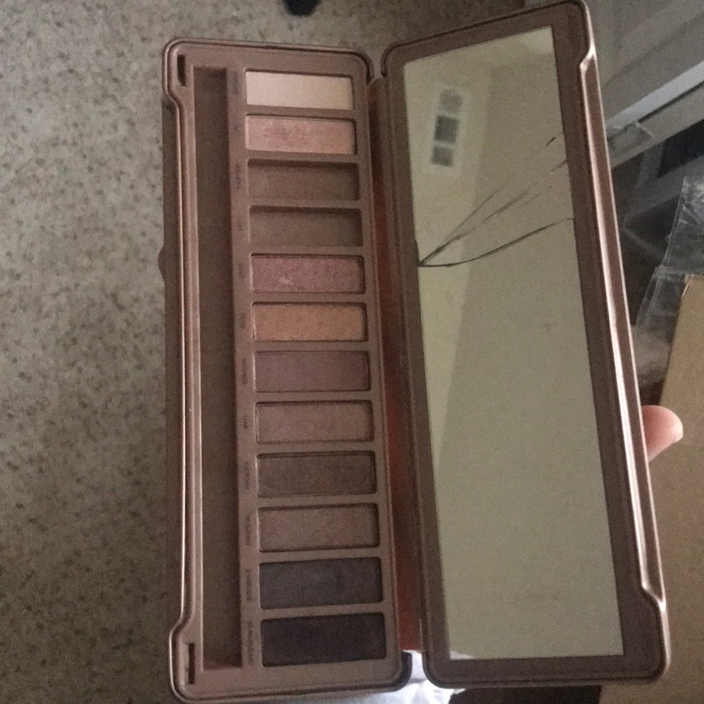 Urban Decay Naked 3 Eye Shadow Palette